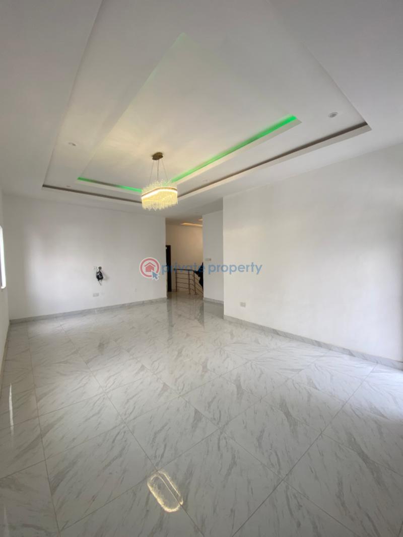 2 bedroom Flat & Apartment For Sale Monastery Road Sangotedo Lagos - 11