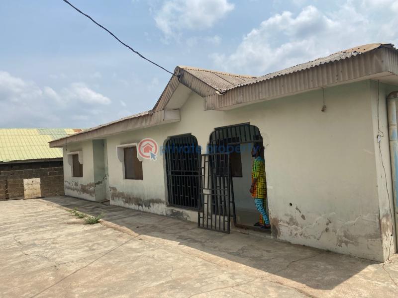 3 bedroom Bungalow For Sale Ifelodun, Gbonagun, Odo Eran, Abeokuta Eleweran Abeokuta Ogun - 2