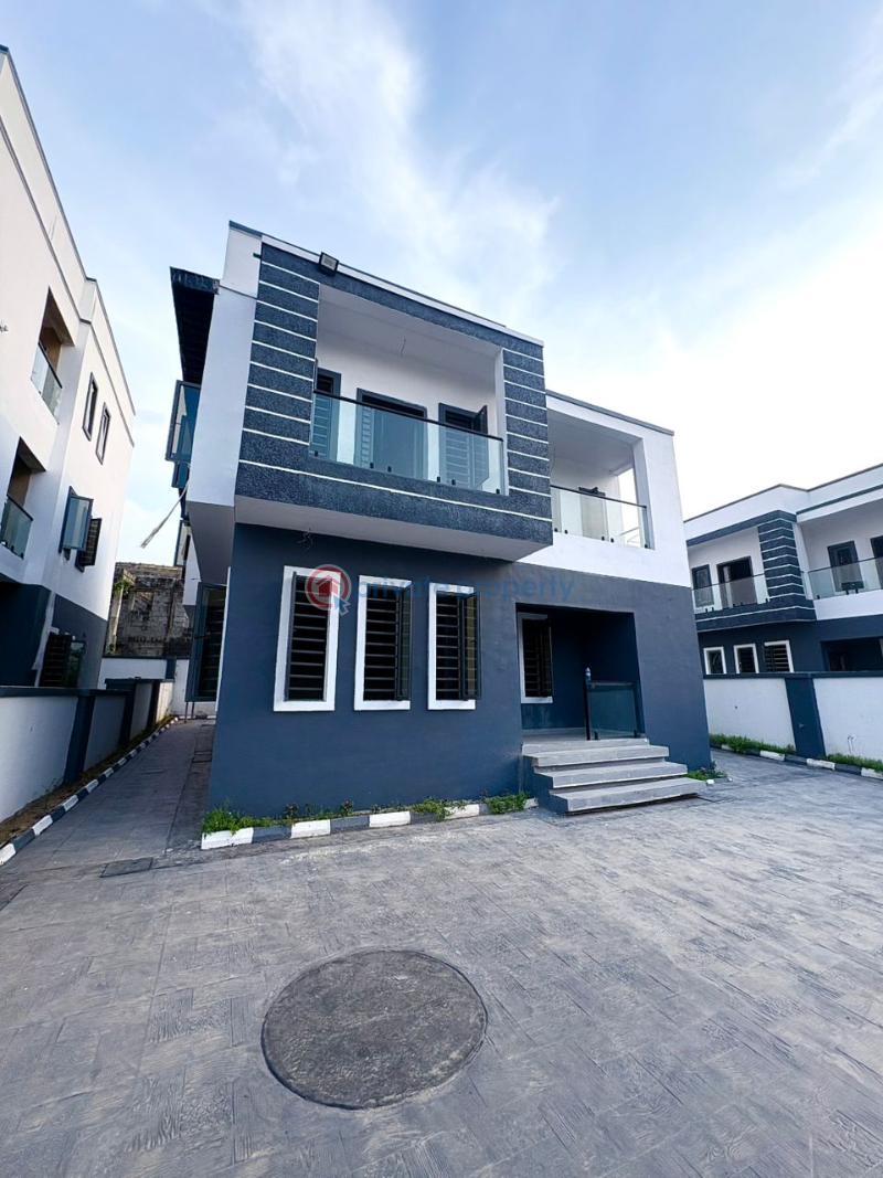 House For Sale Chief Lateef Oyelade, Ring Road Gra Ibadan Oyo - 0