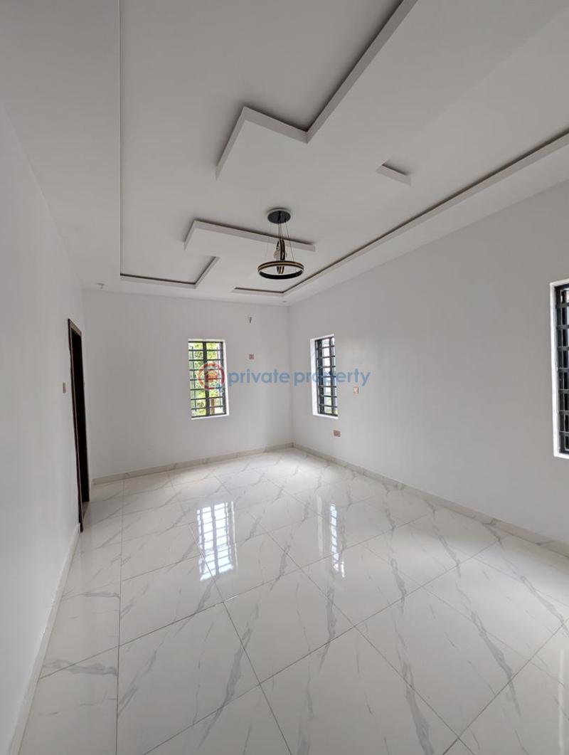 House For Sale Chief Lateef Oyelade, Ringroad Gra Ibadan Oyo - 4
