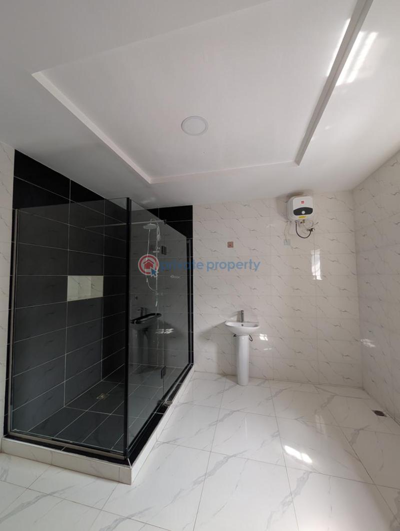 House For Sale Chief Lateef Oyelade, Ringroad Gra Ibadan Oyo - 9