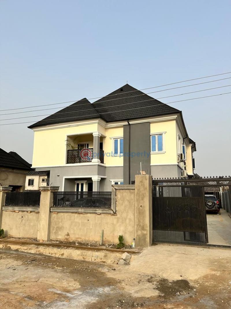 4 bedroom Duplex For Sale Spaceview Estate, Lugbe Abuja Phase 4  - 1