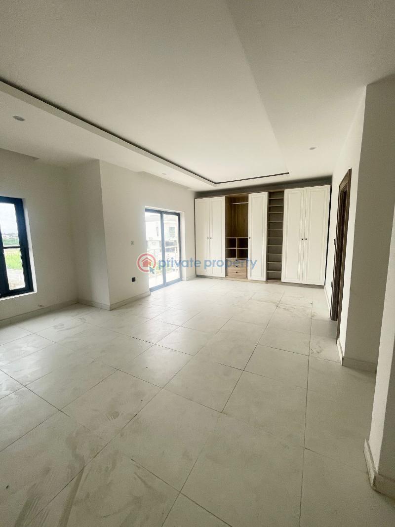 4 bedroom Detached Duplex For Sale Chevron Drive Lekki Lagos - 10