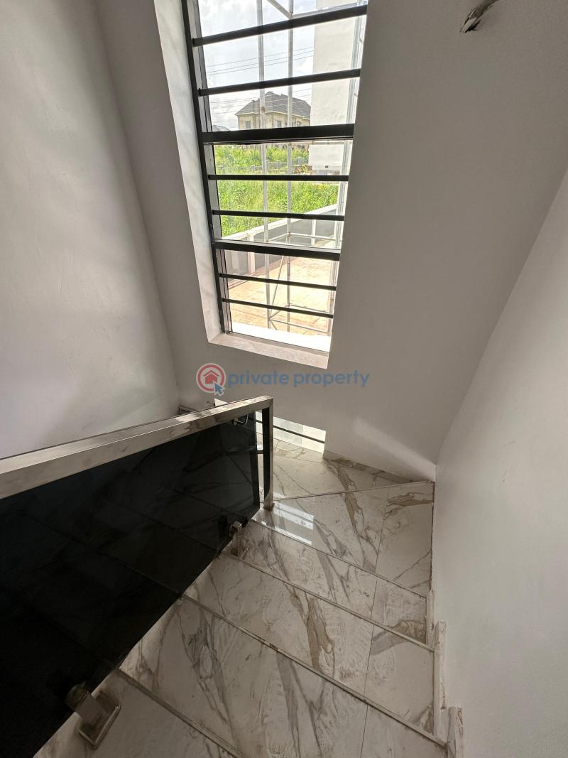 4 bedroom Detached Duplex For Sale Carlton Gate Estate Akobo Gra Ibadan Oyo - 19