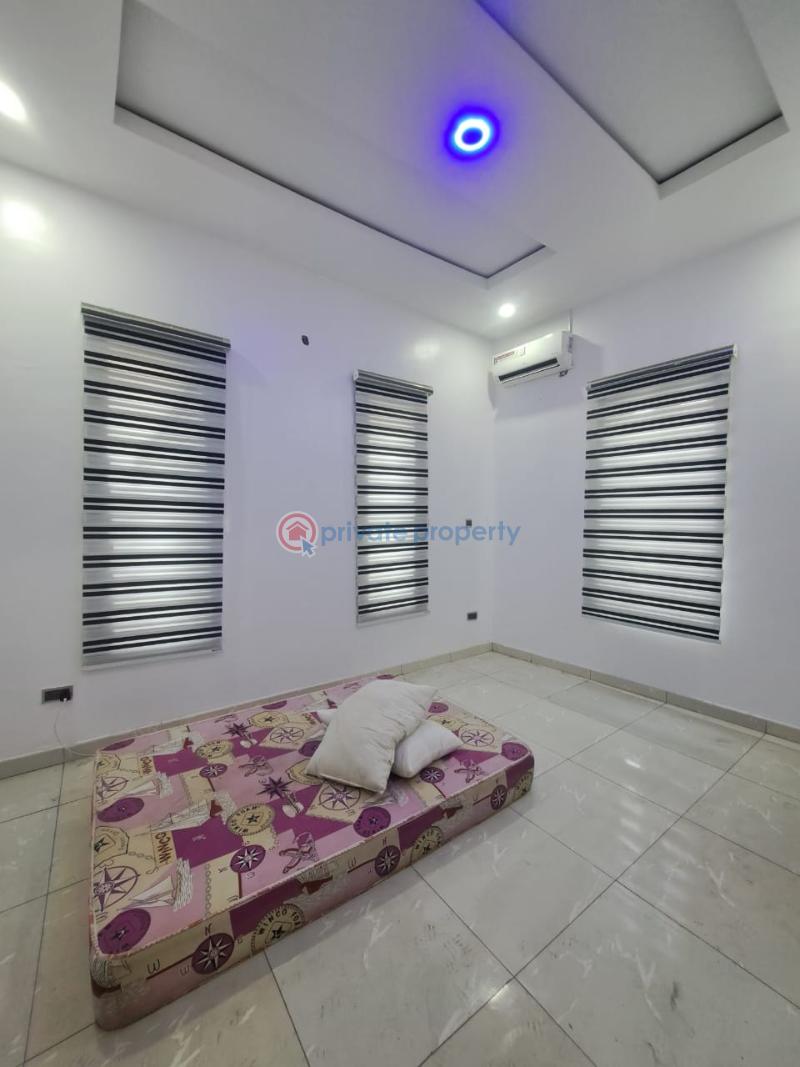 4 bedroom Detached Duplex For Rent Llc Road Lekki Lagos - 10