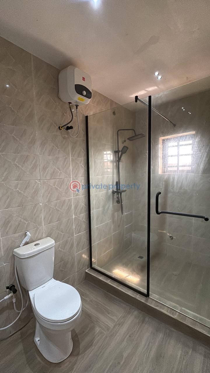 House For Sale Emmanuel Estate,off Nihort,jericho Extension,ibadan Ibadan Oyo - 8