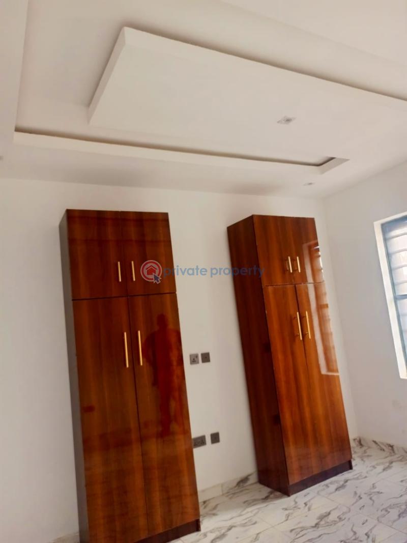 4 bedroom Detached Duplex For Sale Magodo Isheri Gra Ikeja Lagos - 2