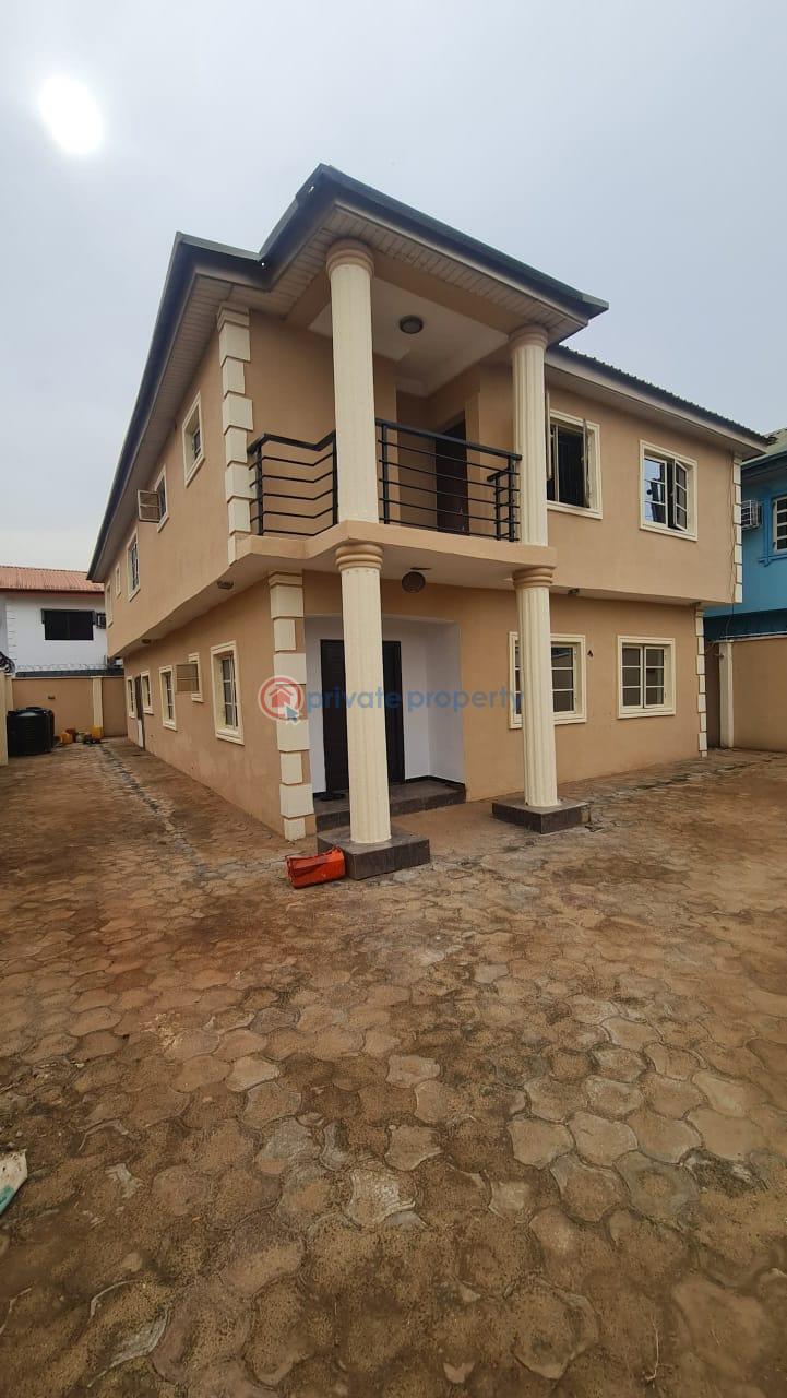 4 bedroom Detached Duplex For Sale Phase 1 Magodo Kosofe/Ikosi Lagos - 0