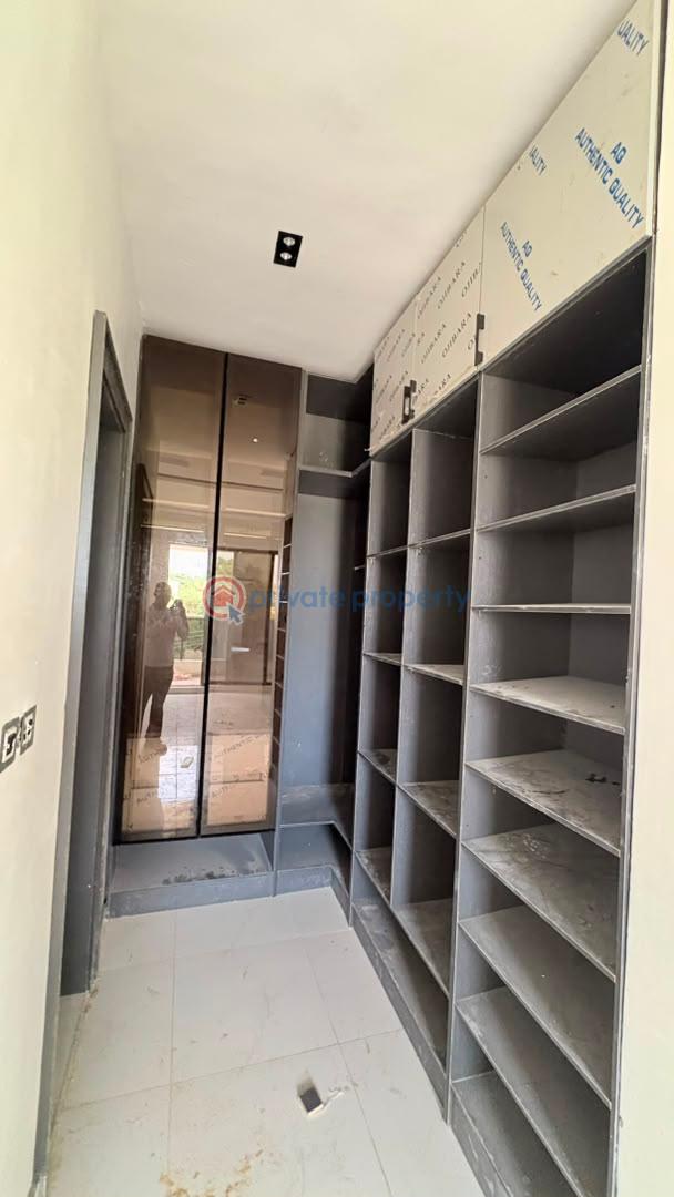 House For Sale Carlton Gate Estate ,akobo, Ibadan Ibadan Oyo - 4