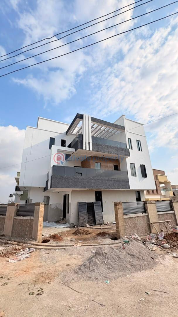 House For Sale Carlton Gate Estate ,akobo, Ibadan Ibadan Oyo - 0