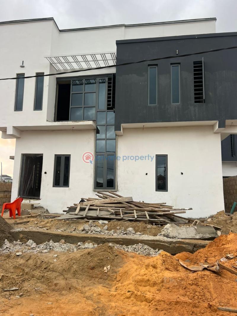 4 bedroom Detached Duplex For Sale Arowojobe Estate, Mende Maryland Lagos - 1