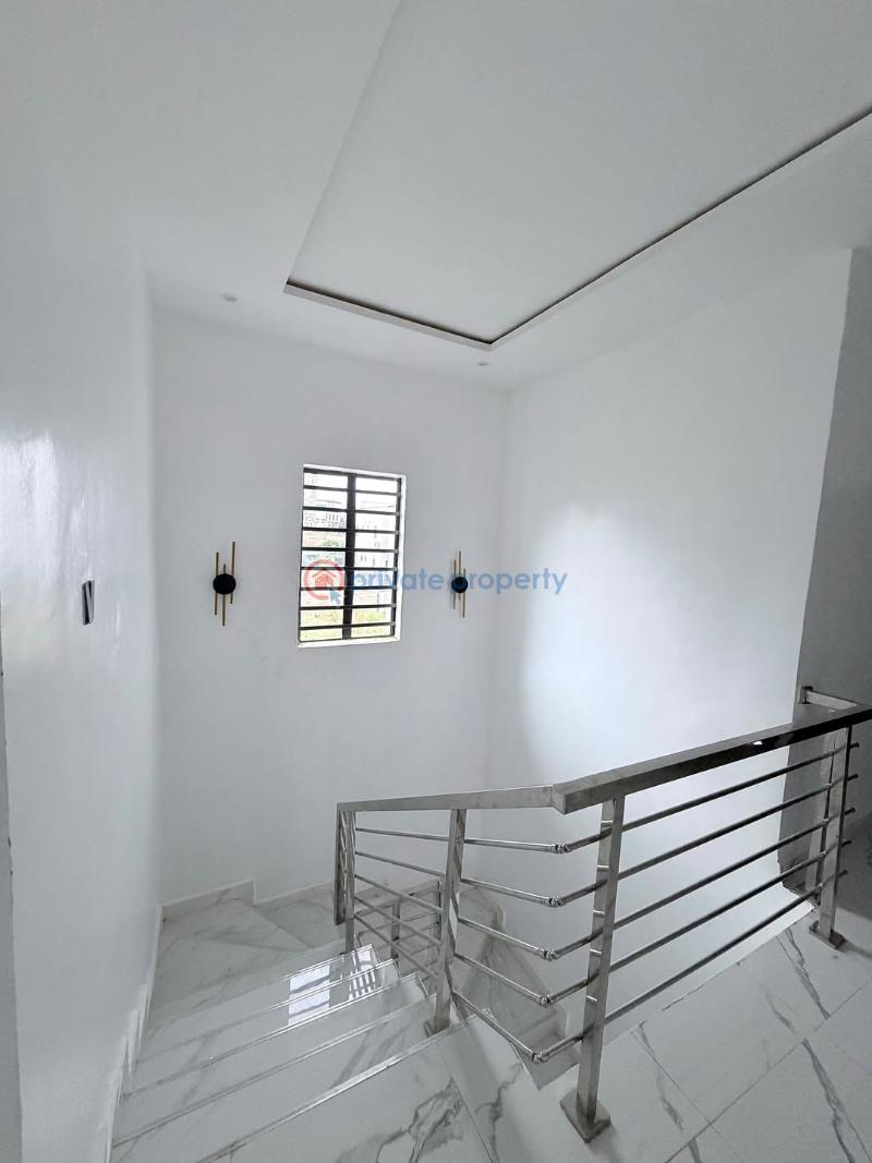 Duplex For Sale Location: Engr Lere Adigun Gra, Bashorun, Ibadan Ibadan Oyo - 2