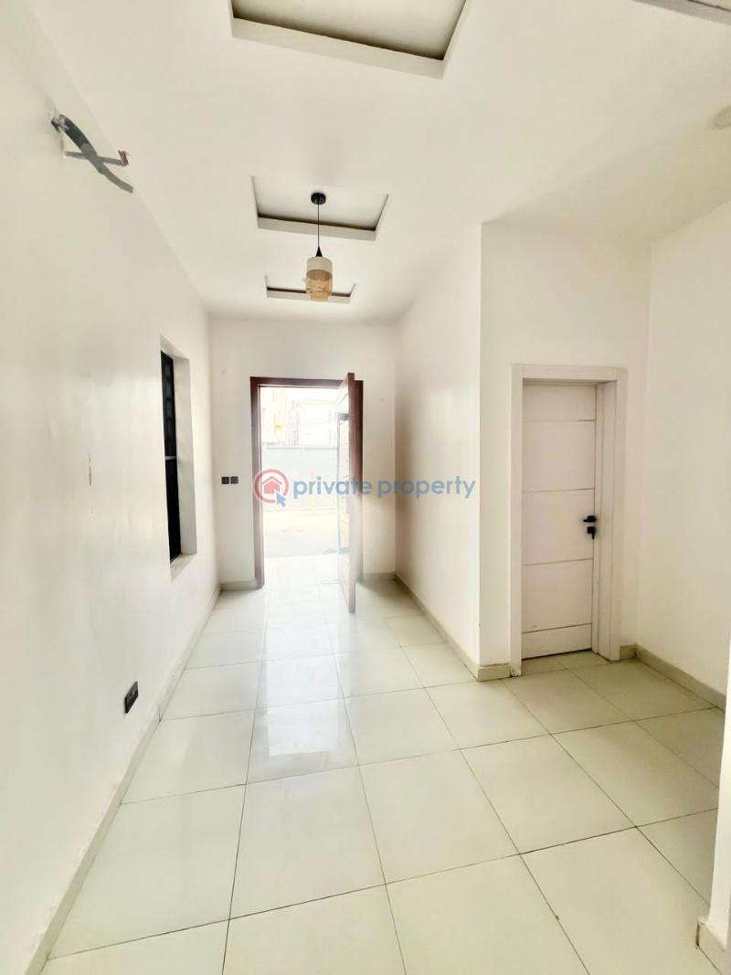 5 bedroom House For Sale Chevron Lekki Lagos - 9