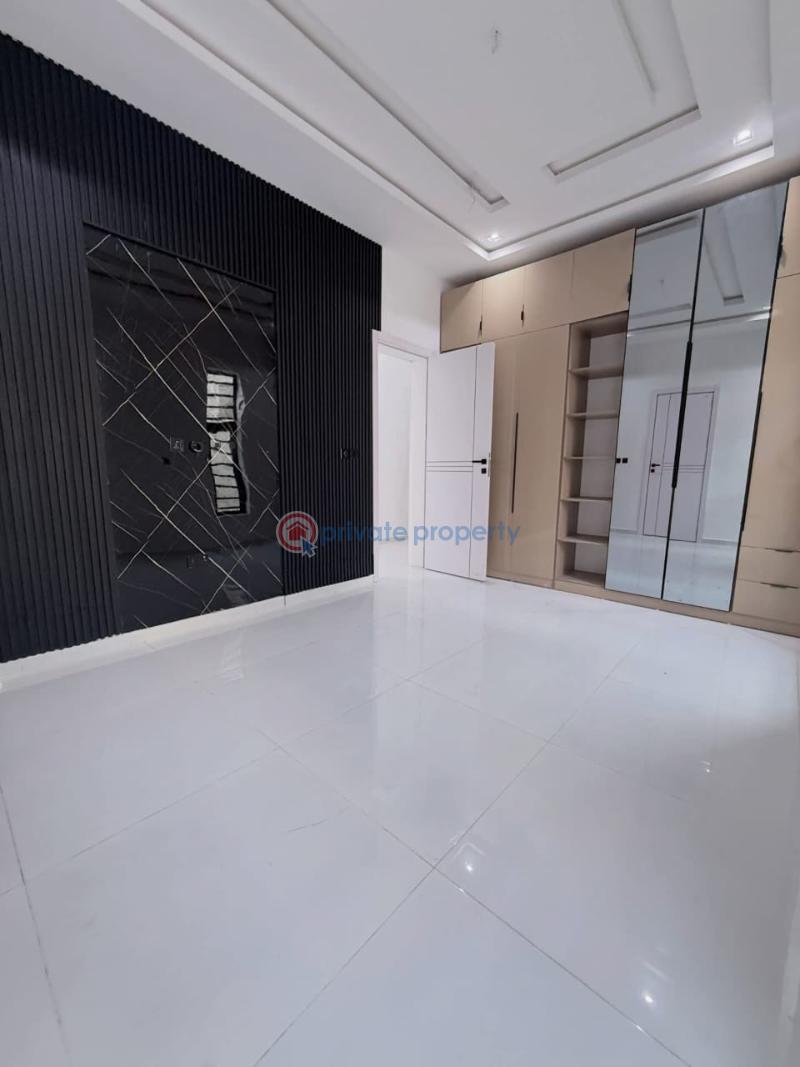 5 bedroom Detached Duplex For Sale Chevron Drive Lekki Lagos - 9