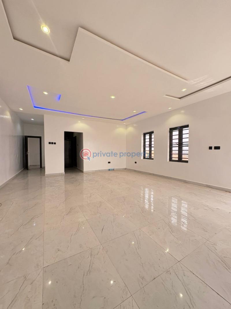 5 bedroom Detached Duplex For Sale Oluyole Estate Ibadan Oyo - 3