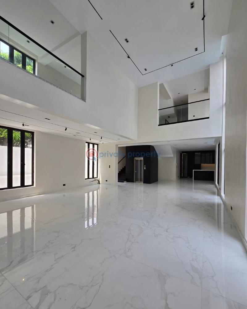 Fully detached 5 bedroom smart home triplex and 2 bq's - 2 5 bedroom Detached Duplex For Sale Vgc Victoria Garden City Lekki Lagos - 2