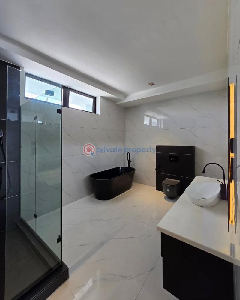 Fully detached 5 bedroom smart home triplex and 2 bq's - 5 5 bedroom Detached Duplex For Sale Vgc Victoria Garden City Lekki Lagos - 5