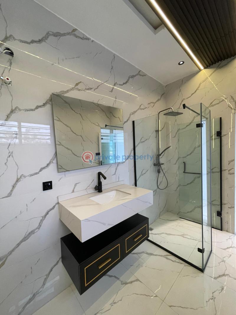 5 bedroom Detached Duplex For Sale Chevron Lekki Lekki Lagos - 4