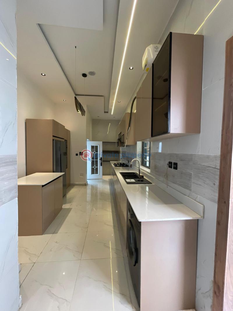 5 bedroom Detached Duplex For Sale Chevron Lekki Lekki Lagos - 10