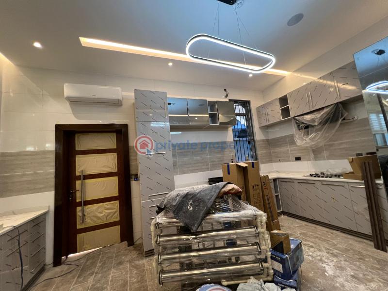 Fully detached 5 bedroom with bq - 4 5 bedroom Detached Duplex For Sale Off Banana Island Road, Ikoyi Lagos - 4