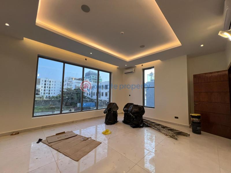 Fully detached 5 bedroom with bq - 1 5 bedroom Detached Duplex For Sale Off Banana Island Road, Ikoyi Lagos - 1