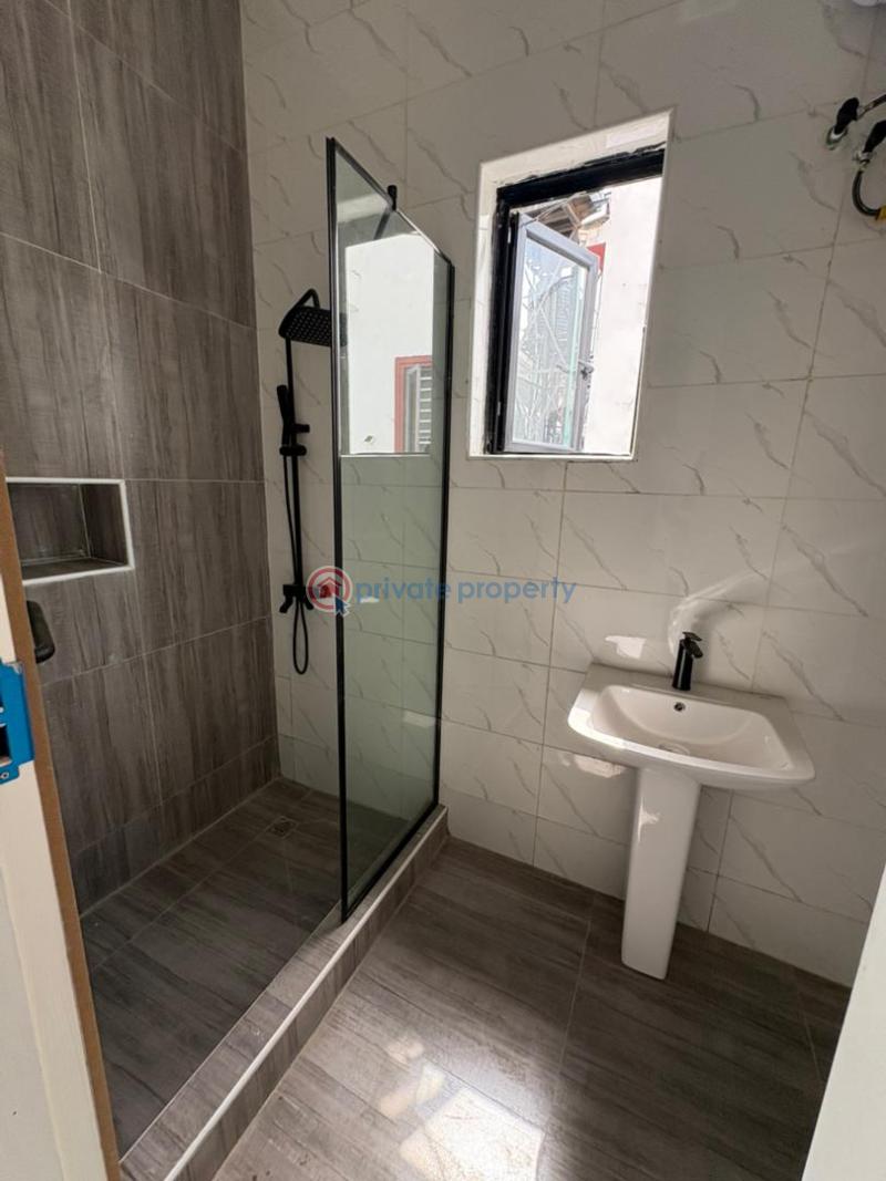 5 bedroom Detached Duplex For Sale Gra Ikota Lekki Lagos - 8