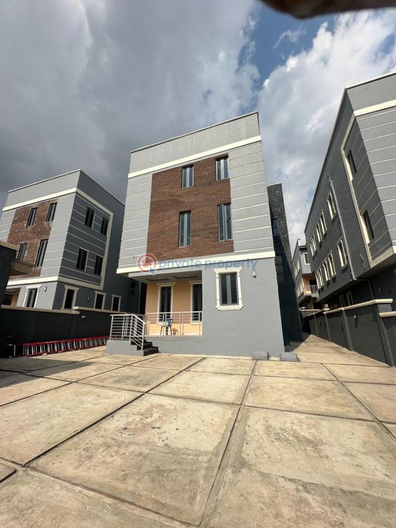 5 bedroom Detached Duplex For Sale Oladunni Ayandipo Street, New Bodija, Bodija Ibadan Oyo - 0