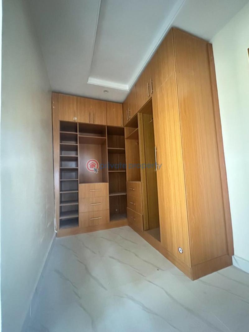 5 bedroom Detached Duplex For Sale Oladunni Ayandipo Street, New Bodija, Bodija Ibadan Oyo - 4