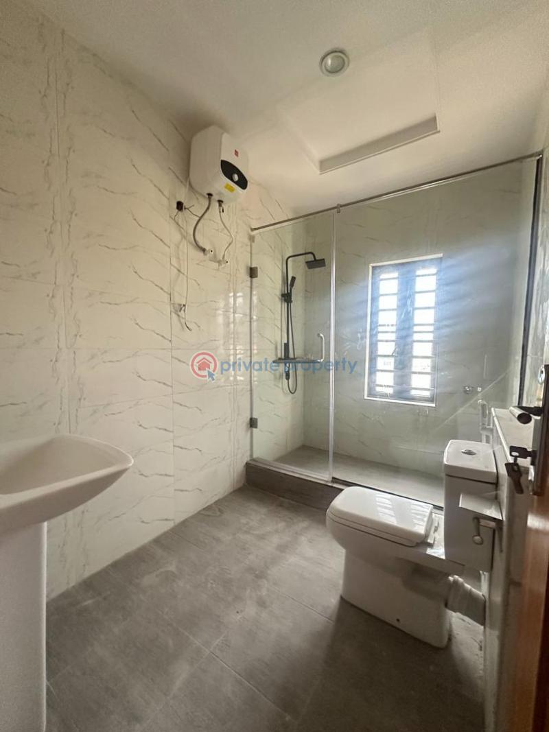 5 bedroom Detached Duplex For Sale Oladunni Ayandipo Street, New Bodija, Bodija Ibadan Oyo - 5