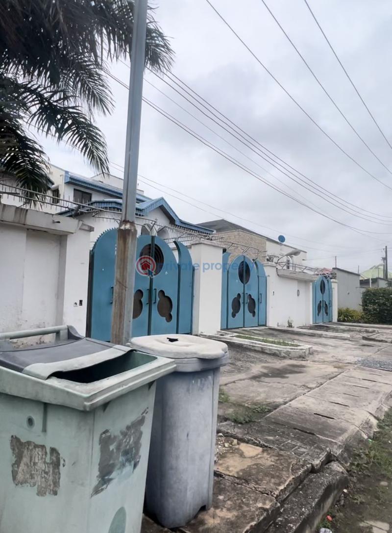 5 bedroom House For Sale Lekki Phase 1 Lagos - 3