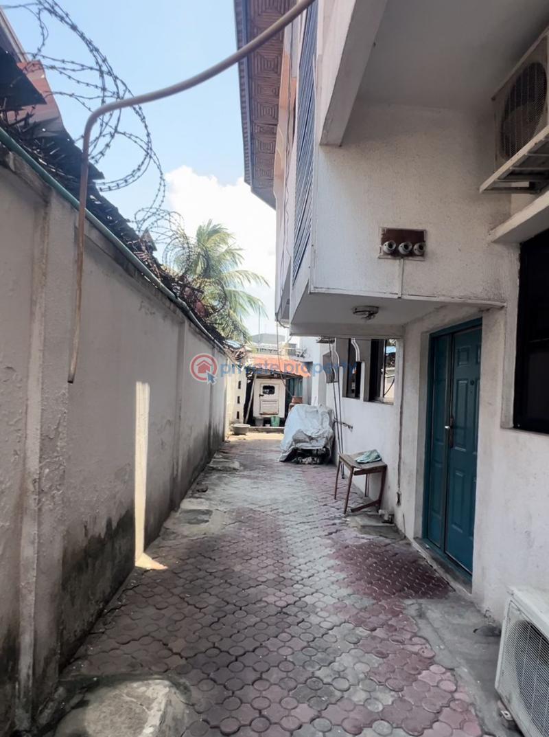 5 bedroom House For Sale Lekki Phase 1 Lagos - 5