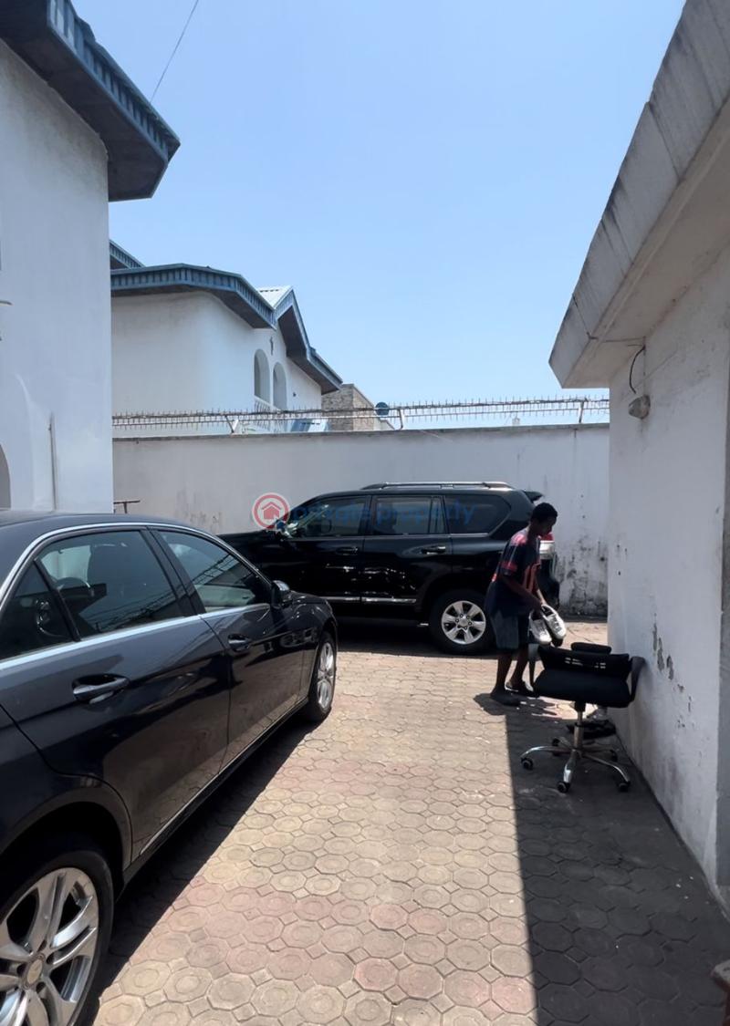 5 bedroom House For Sale Lekki Phase 1 Lagos - 4