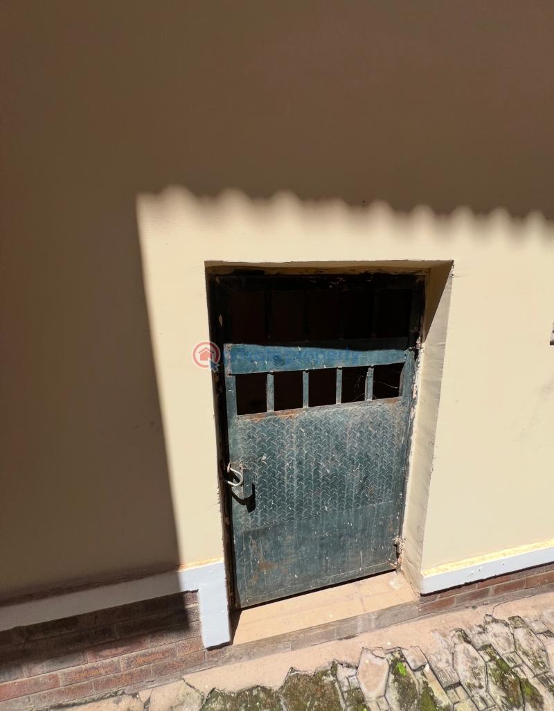 6 bedroom Detached Duplex For Sale Hill Crest Enugu Area  - 9