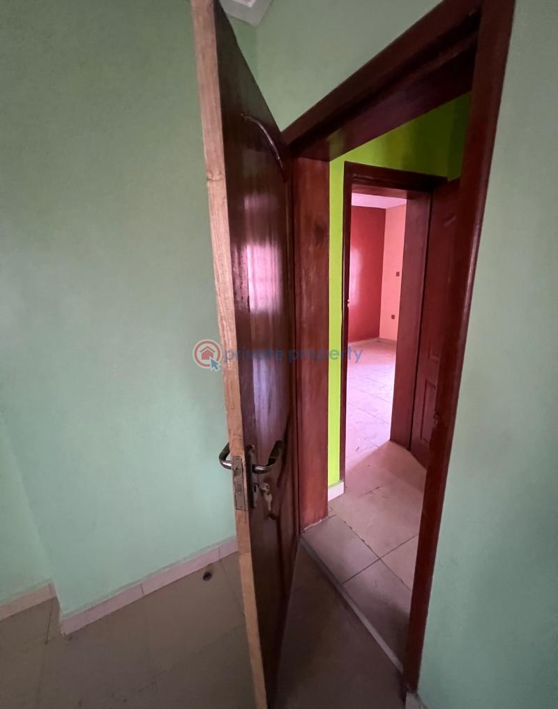 6 bedroom Detached Duplex For Sale Hill Crest Enugu Area  - 16