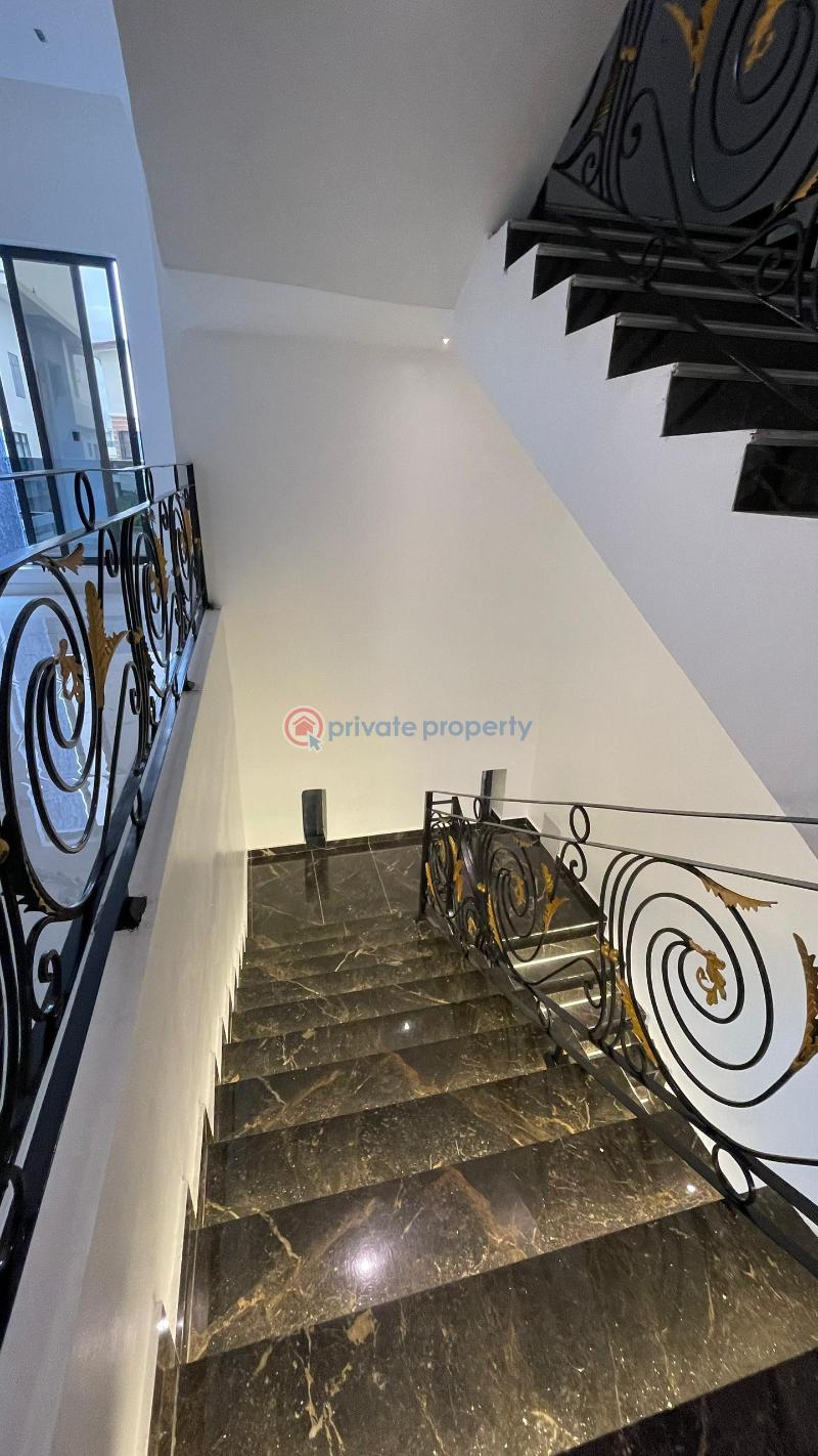 7 bedroom Detached Duplex For Sale Pinnock Beach Estate Osapa London Lekki Lagos - 9