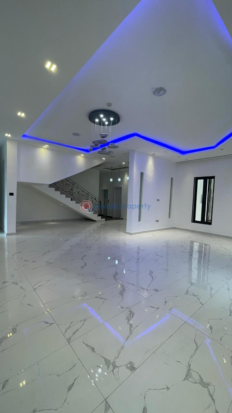 7 bedroom Detached Duplex For Sale Pinnock Beach Estate Osapa London Lekki Lagos - 2