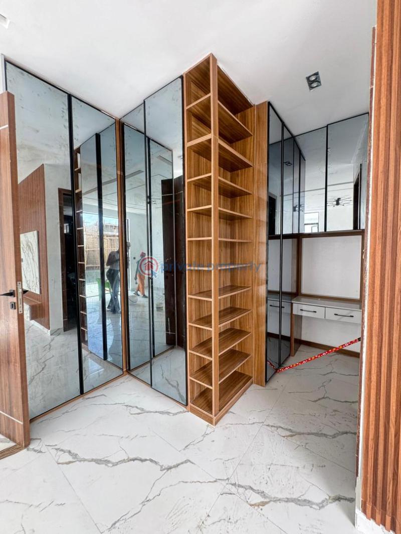 5 bedroom Duplex For Sale Orchid Road Lekki Along Lekki Expressway Lagos - 4