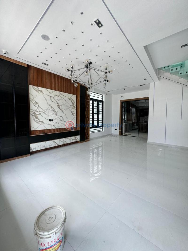 5 bedroom Duplex For Sale Orchid Road Lekki Along Lekki Expressway Lagos - 10