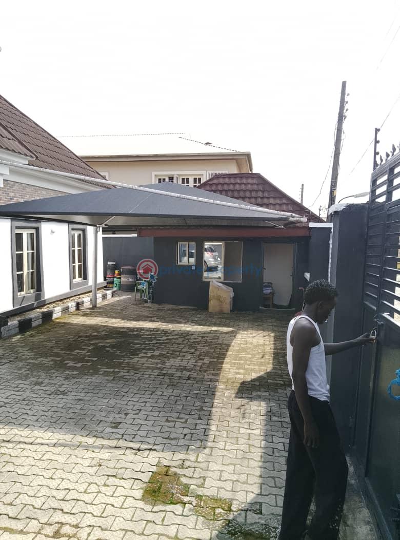 3 bedroom Terraced Bungalow For Rent Thomas Estate Ajah Lagos - 7