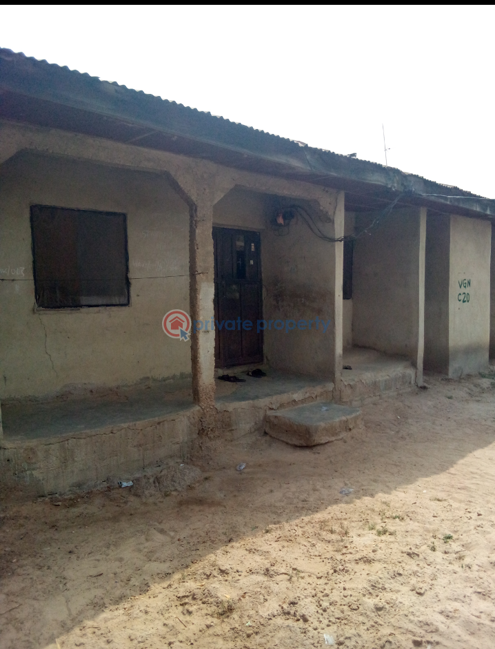 For sale Bungalow Old Kutunku Gwagwalada Abuja Phase 4 (PID 1PAGEV