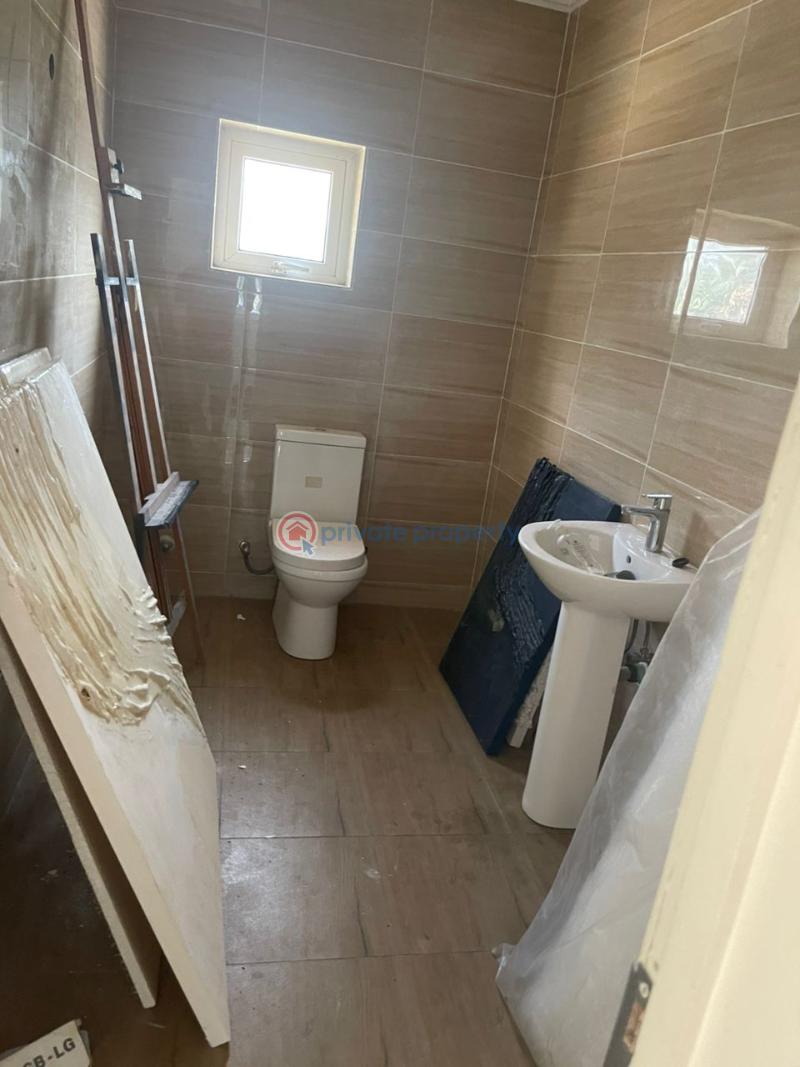 Commercial Property For Rent Victoria Island Lagos - 5