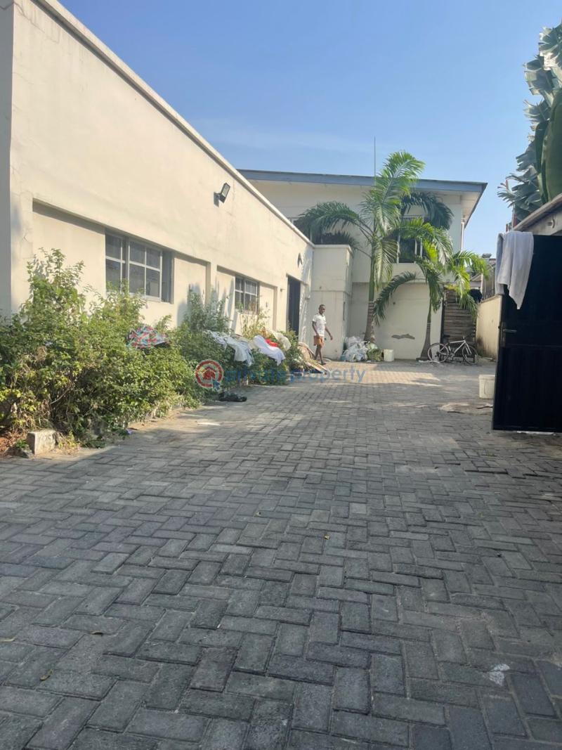 Commercial Property For Rent Victoria Island Lagos - 1