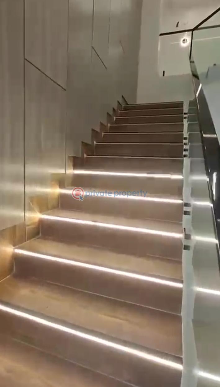 5 bedroom Detached Duplex For Sale Diamond Estate Monastery Road Sangotedo Lagos - 7