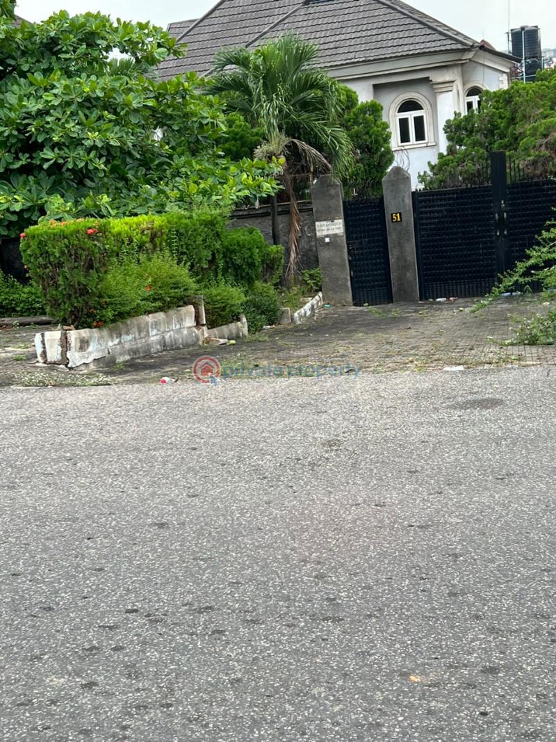 5 bedroom House For Sale Magodo GRA Phase 2 Kosofe/Ikosi Lagos - 1