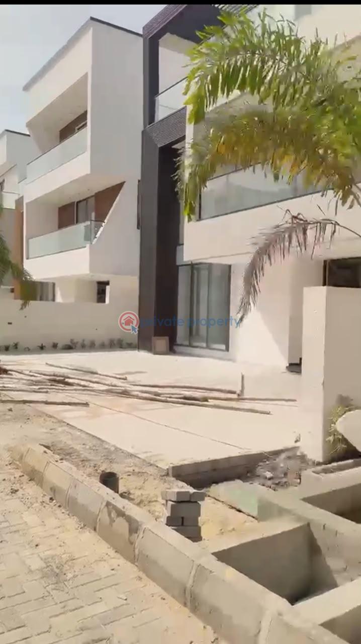 8 bedroom Detached Duplex For Sale Ever Care Hospital Lekki Phase 1 Lagos - 1