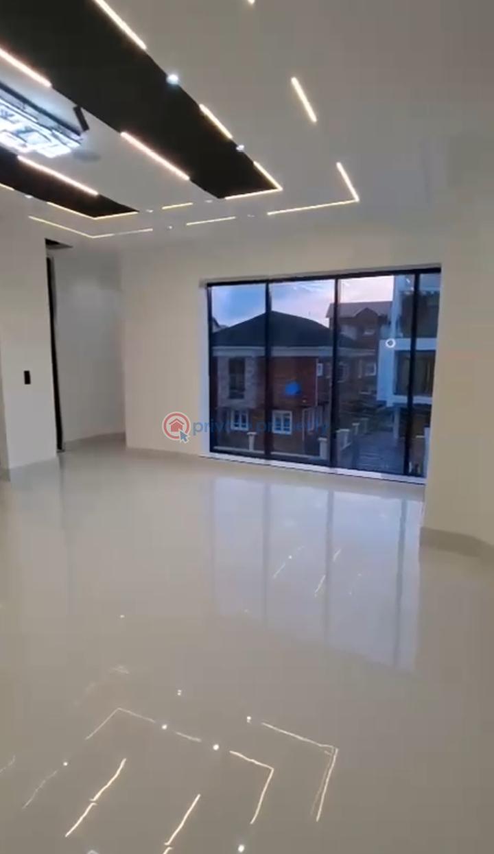 5 bedroom Detached Duplex For Sale Diamond Estate Monastery Road Sangotedo Lagos - 5