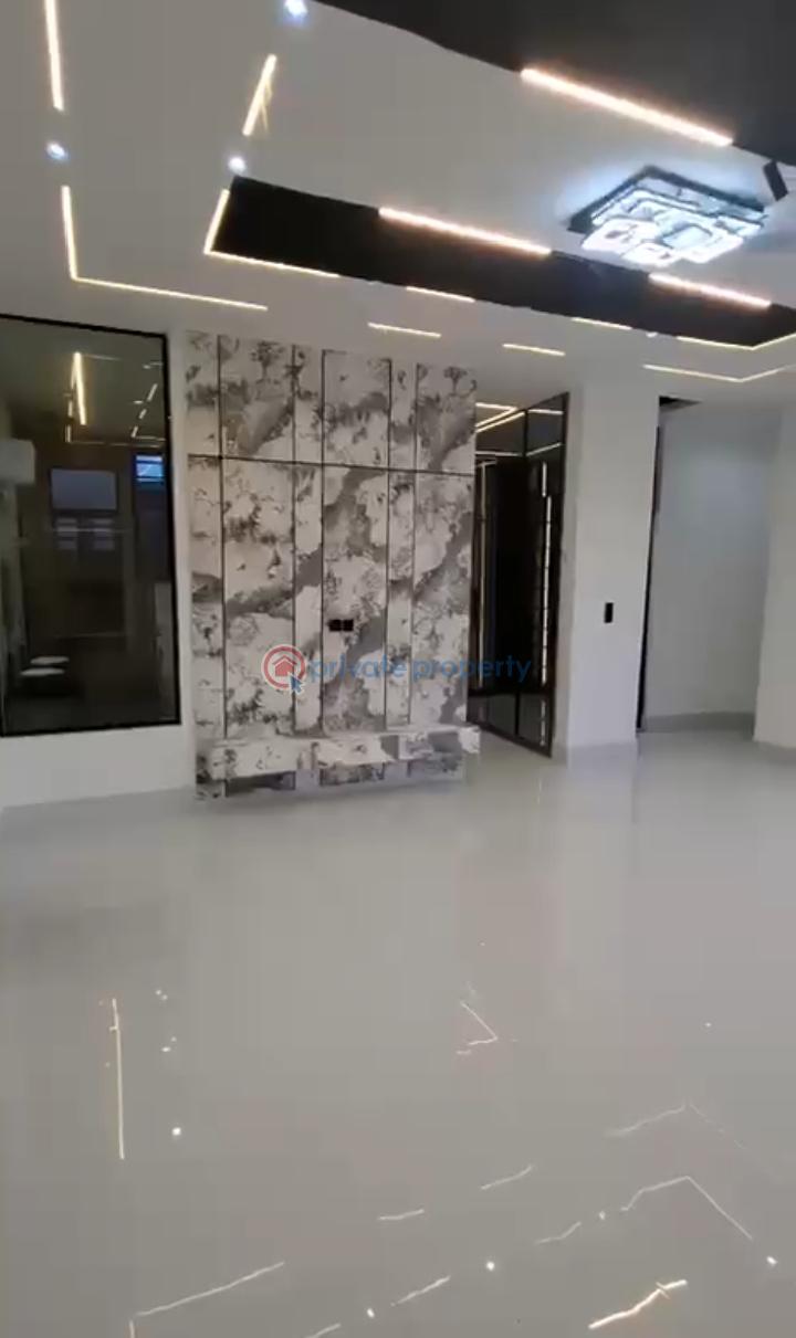 5 bedroom Detached Duplex For Sale Diamond Estate Monastery Road Sangotedo Lagos - 6