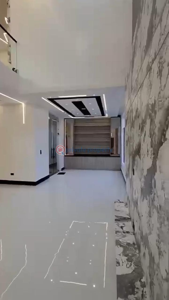 5 bedroom Detached Duplex For Sale Diamond Estate Monastery Road Sangotedo Lagos - 18