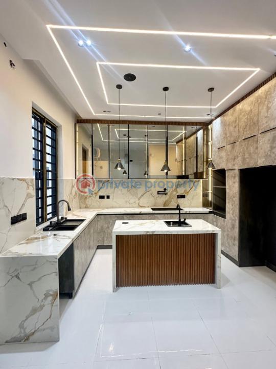 5 bedroom Detached Duplex For Sale Ikota Lekki Lagos - 3