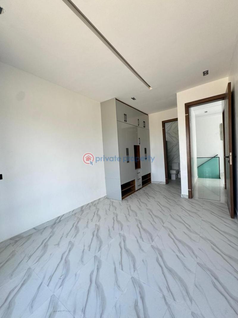 5 bedroom Duplex For Sale Orchid Road Lekki Along Lekki Expressway Lagos - 8